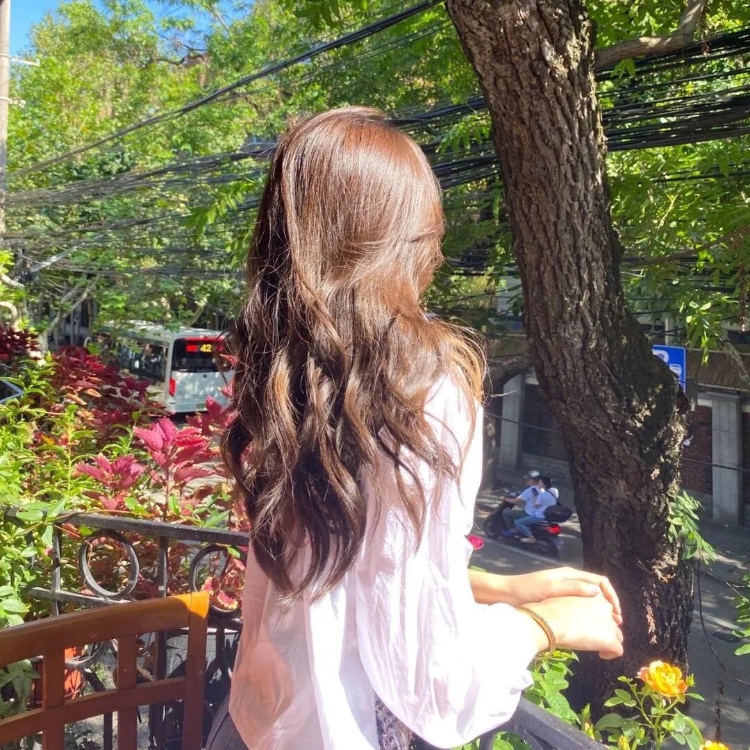 夏娃的对面房
